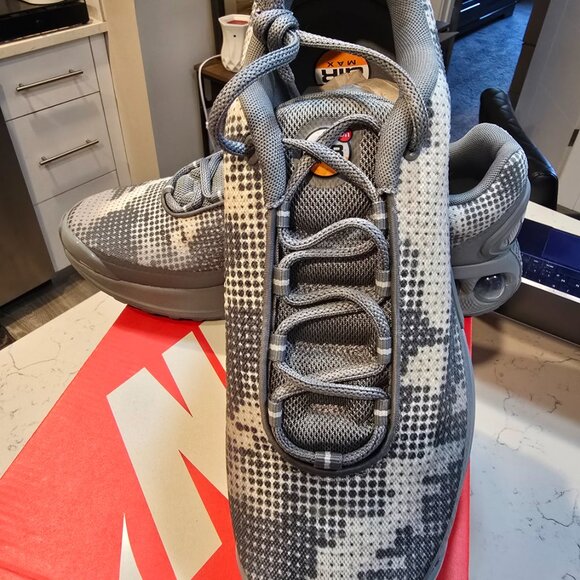 2025 Nike Mens Air Max DN Cool Grey/Metallic Silver/Iron Grey/Photon Dust SZ 10 - Picture 2 of 15